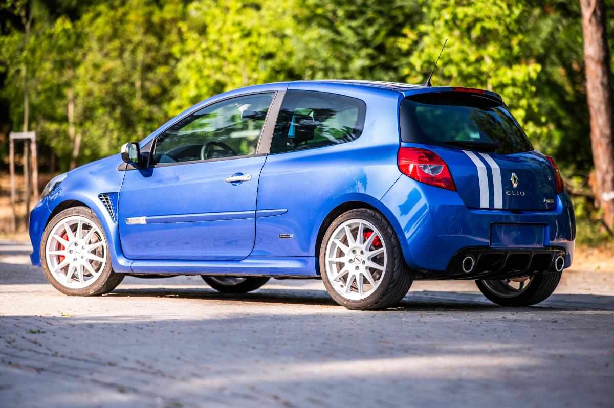 renault-clio-rs-2-0-2011-gasolina-1998cc