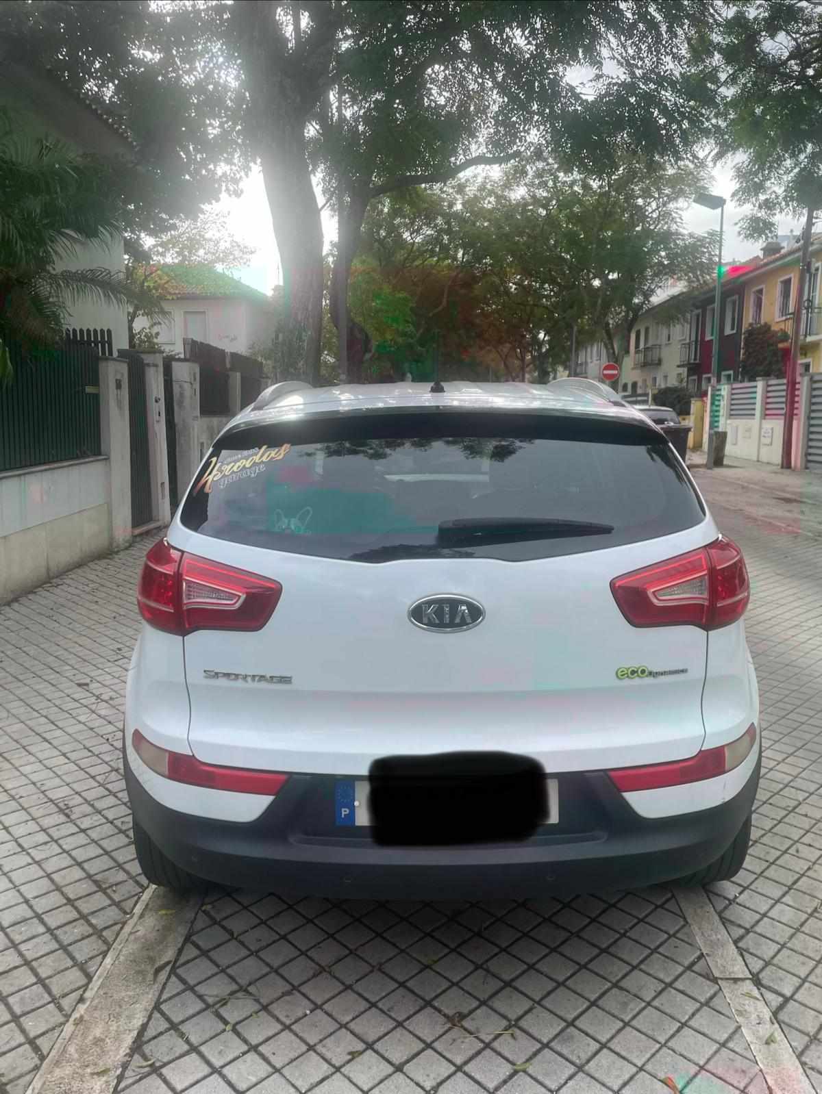 kia-sportage-1-7-crdi-2012-diesel-1685cc