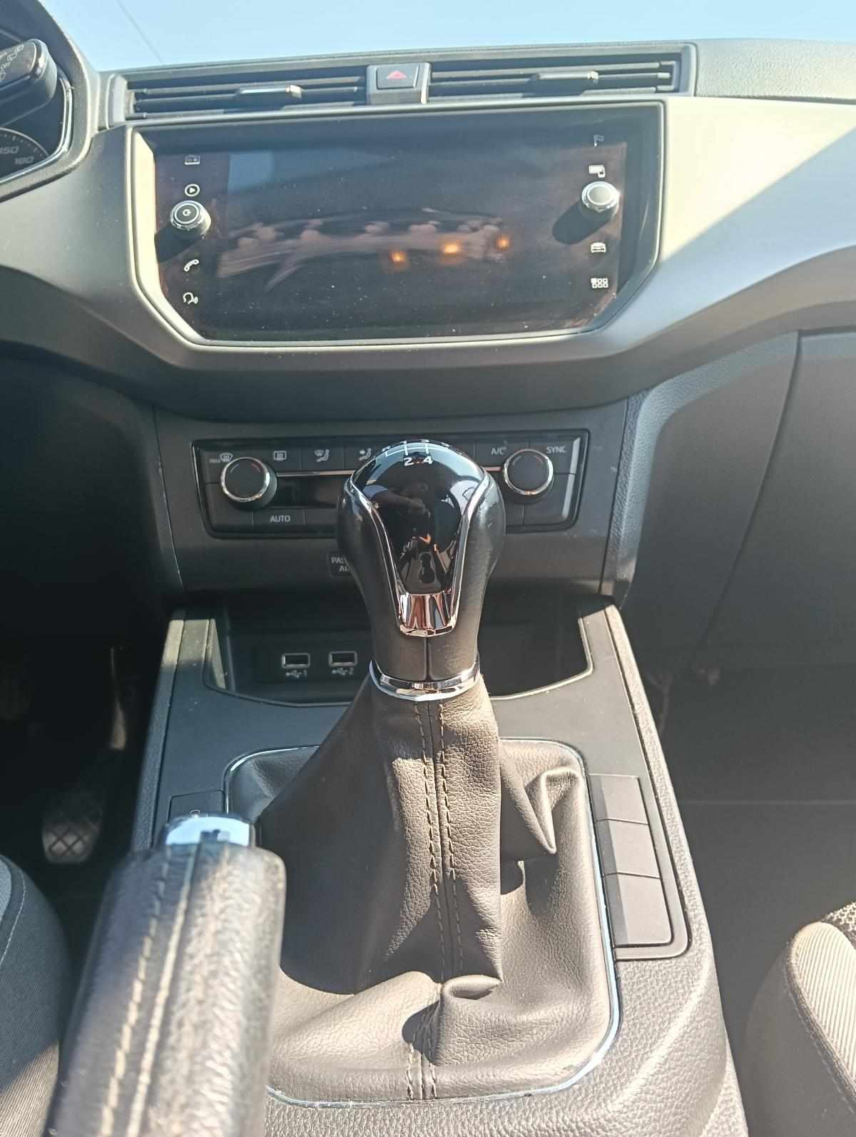 seat-ibiza-1-0-mpi-2018-gasolina-999cc