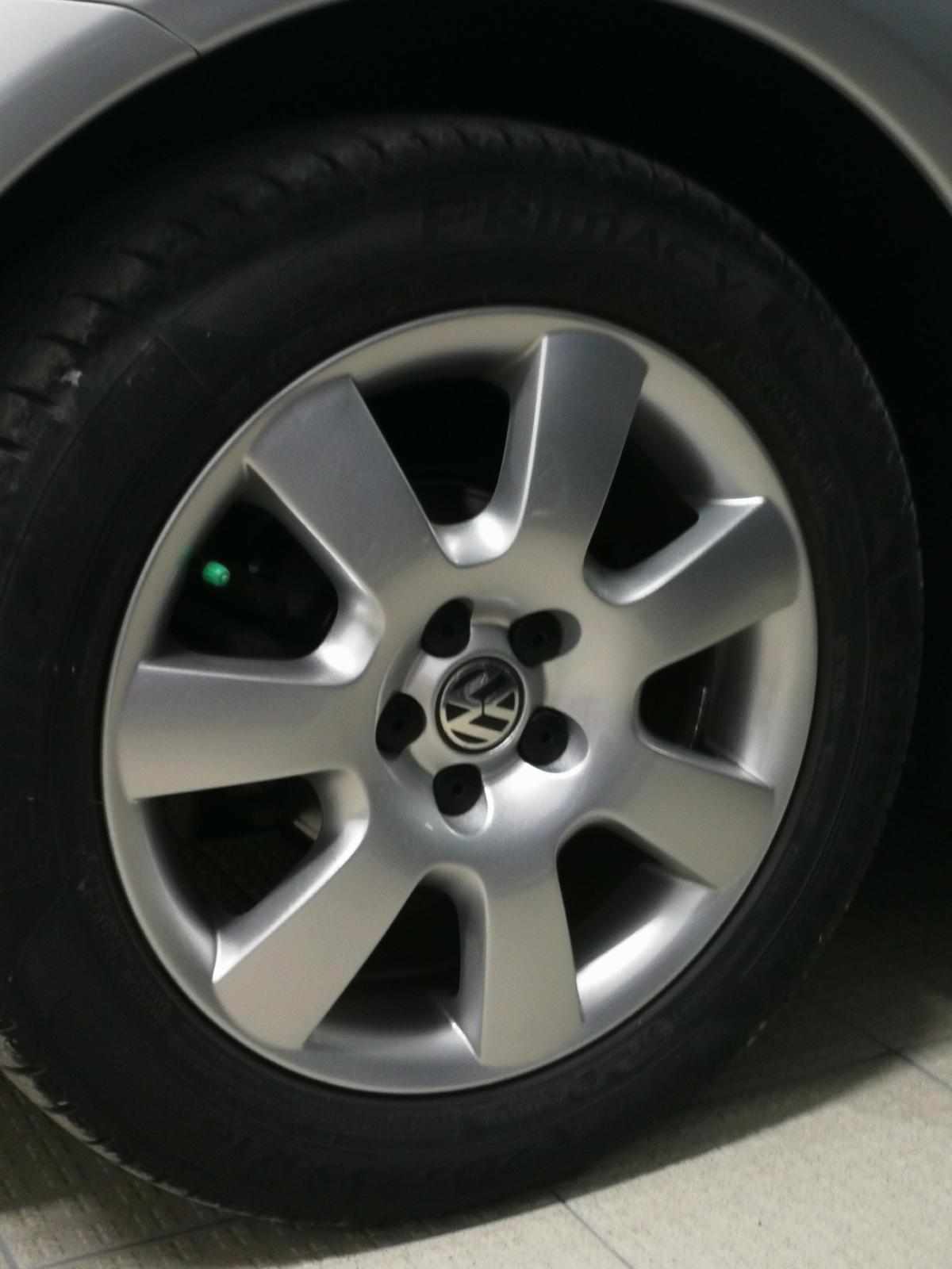 volkswagen-beetle-1-4-75cv-2003-gasolina-1390cc