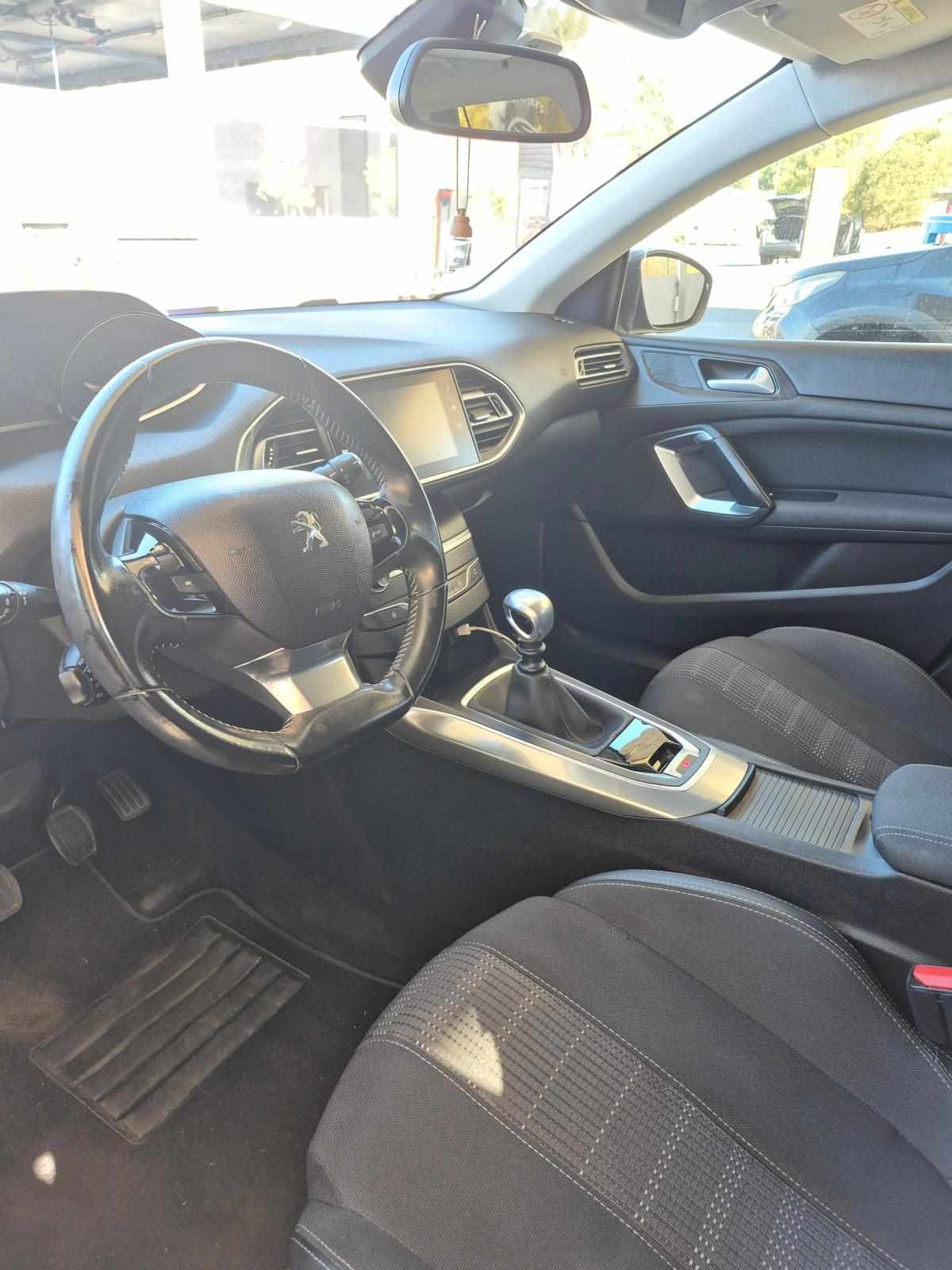 peugeot-308-1-5-bluehdi-2019-diesel-1499cc