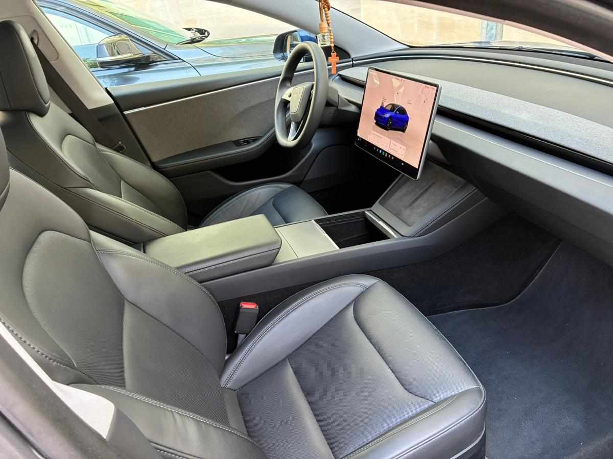 tesla-model-3-60-kwh-standard-range-2024-eletrico