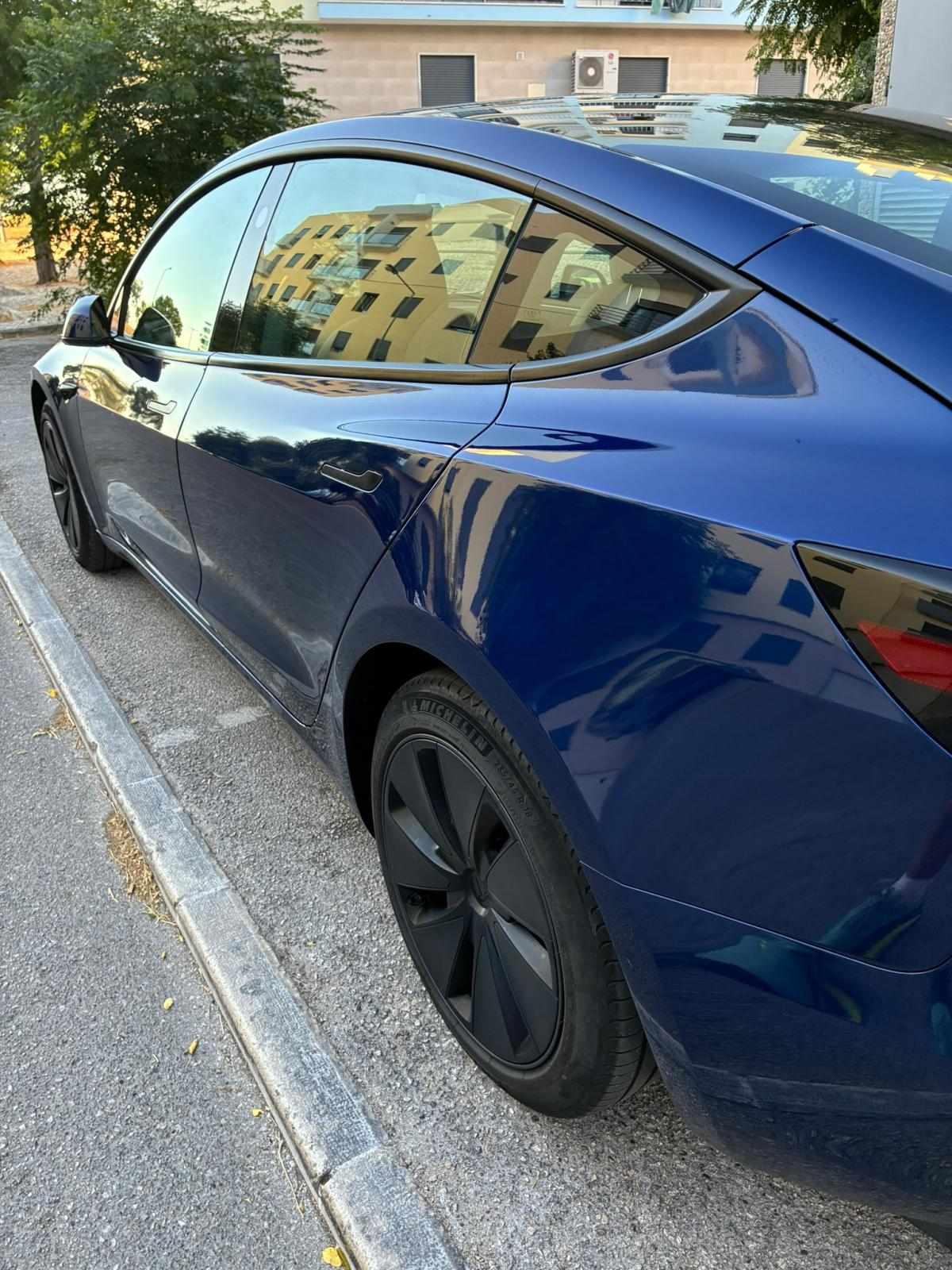 tesla-model-3-60-kwh-standard-range-2024-eletrico