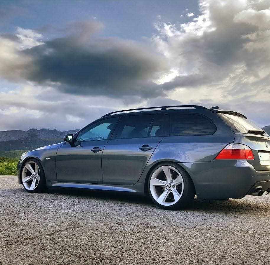 bmw-serie-5-520d-touring-2010-diesel-1995cc