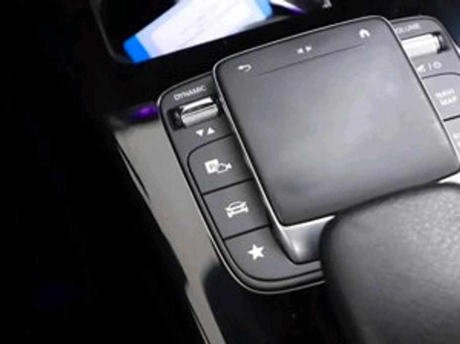 mercedes-benz-cla-250-e-2021-gasolina-1332cc