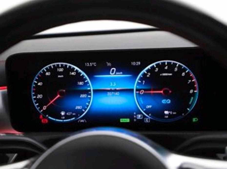 mercedes-benz-cla-250-e-2021-gasolina-1332cc