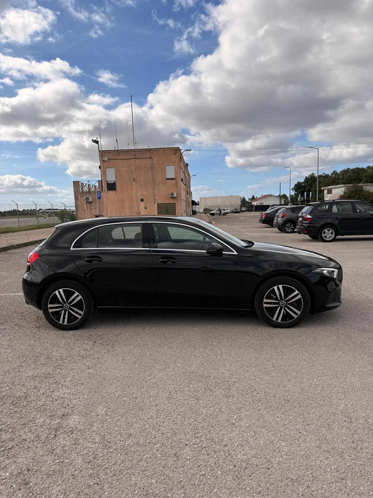 mercedes-benz-classe-a-a-250-e-2021-gasolina-1332cc