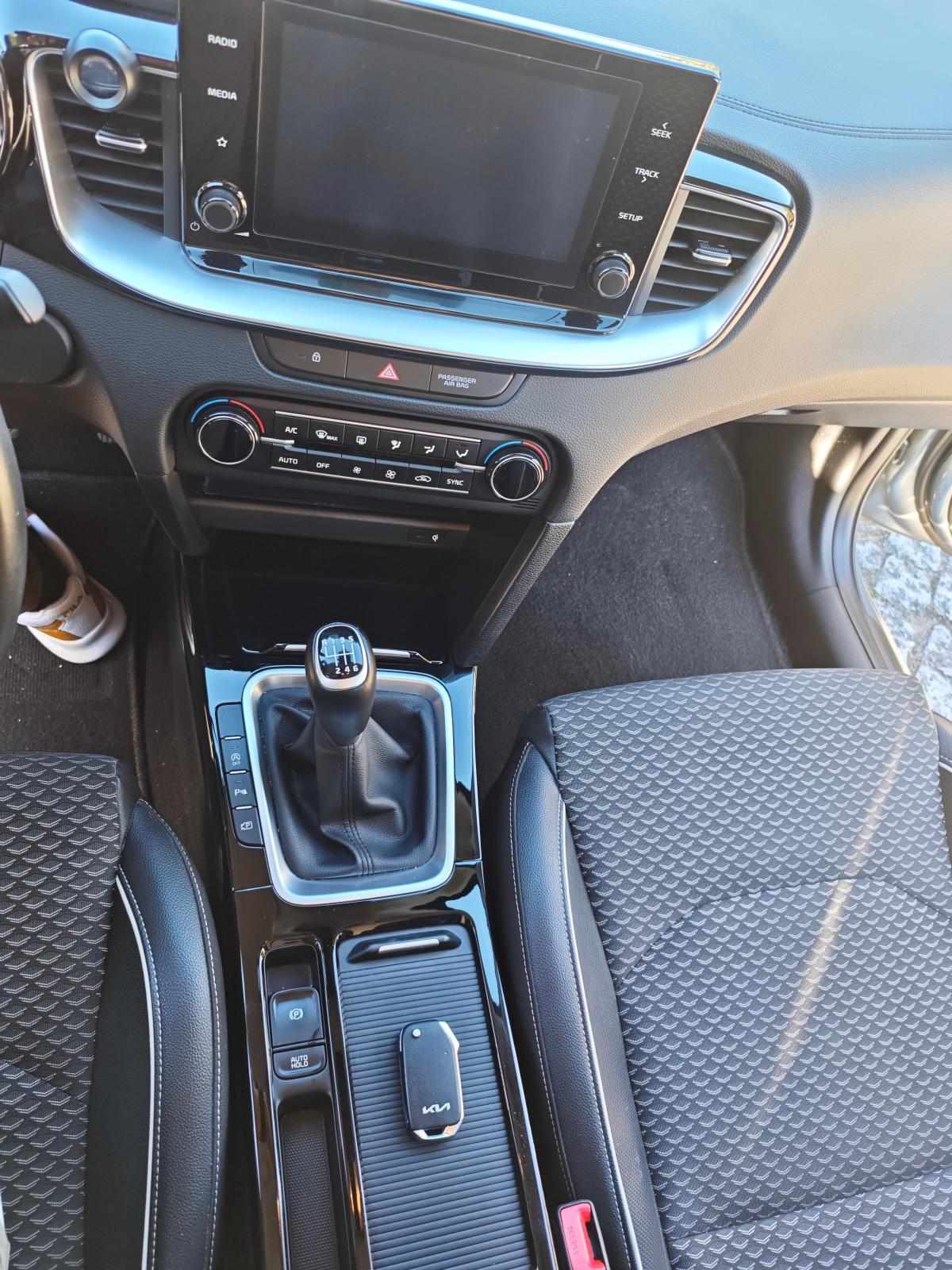 kia-ceed-1-0-t-gdi-2024-gasolina-998cc