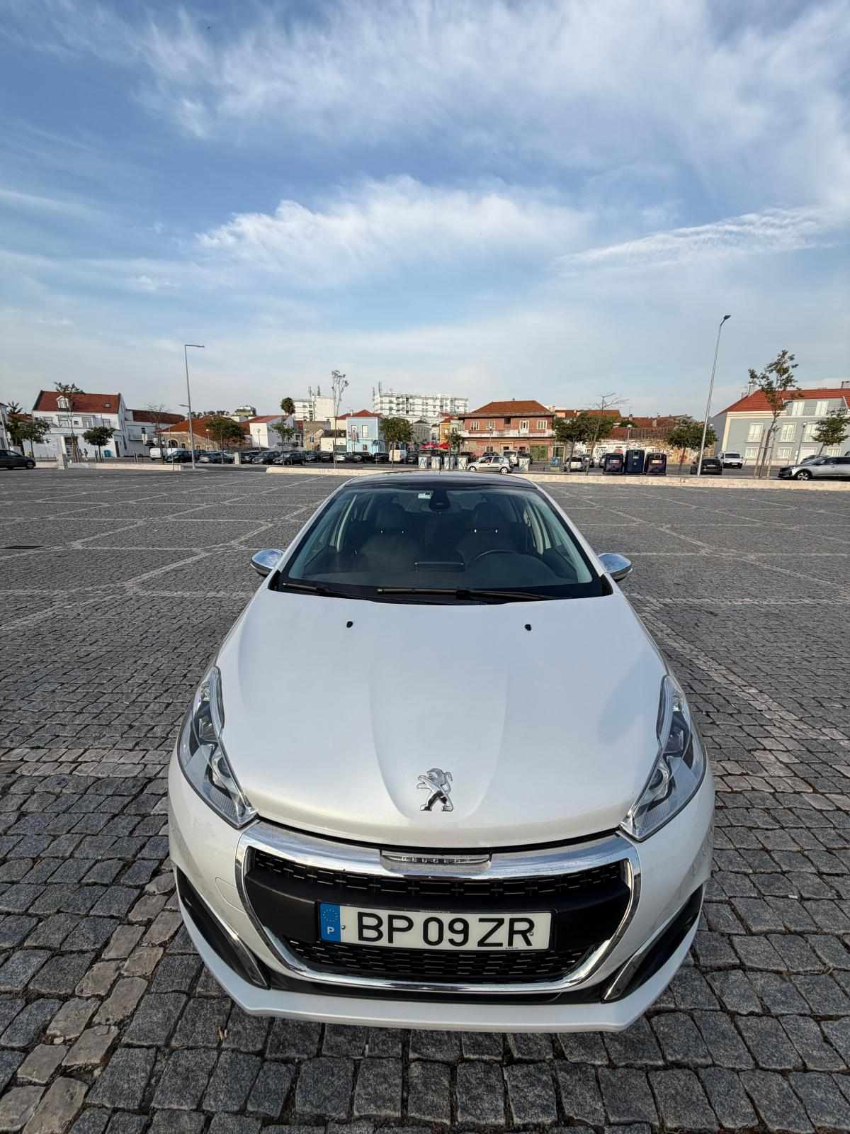 peugeot-208-1-2-vti-2016-gasolina-1199cc