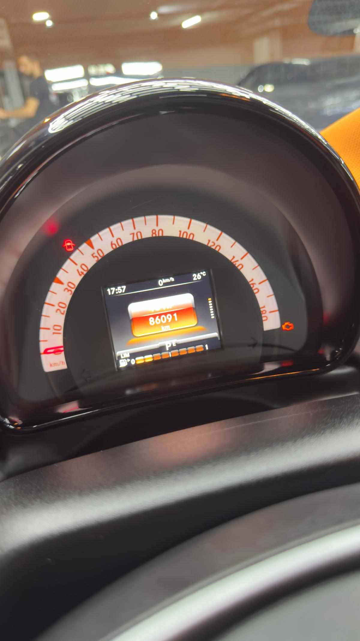 smart-fortwo-0-9-2017-gasolina-898cc