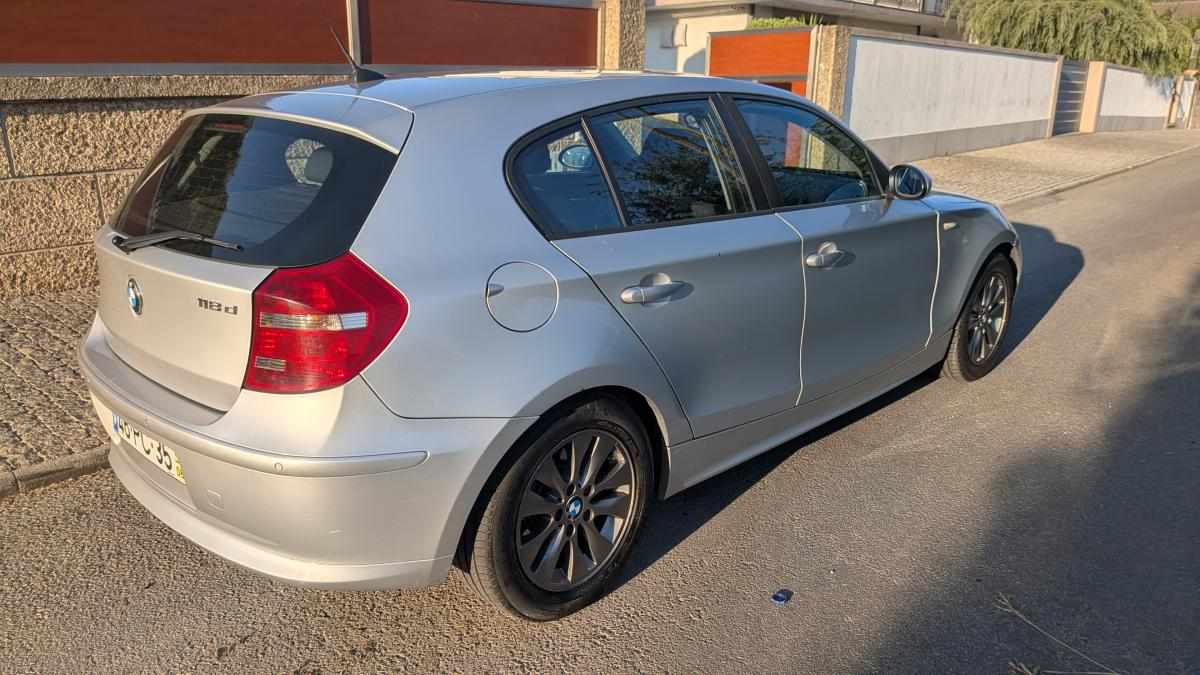 bmw-serie-1-118d-2008-diesel-1995cc