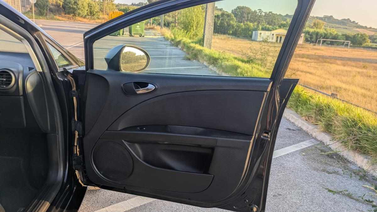 seat-leon-fr-2-0-tdi-2010-diesel-1968cc