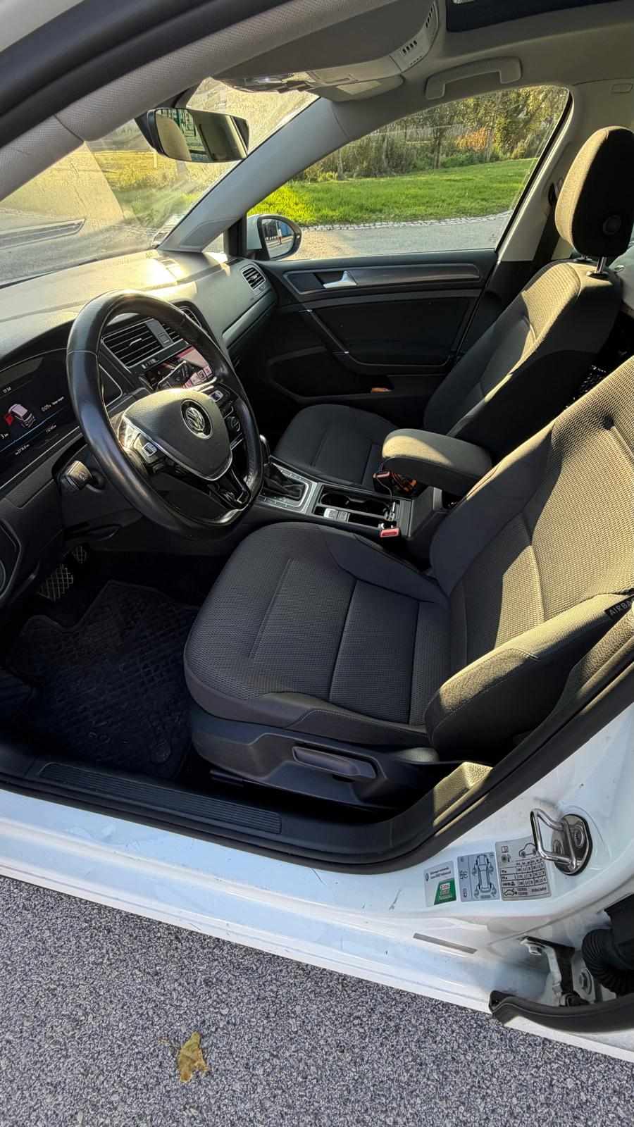 volkswagen-golf-1-6-tdi-bluemotion-2017-diesel-1598cc