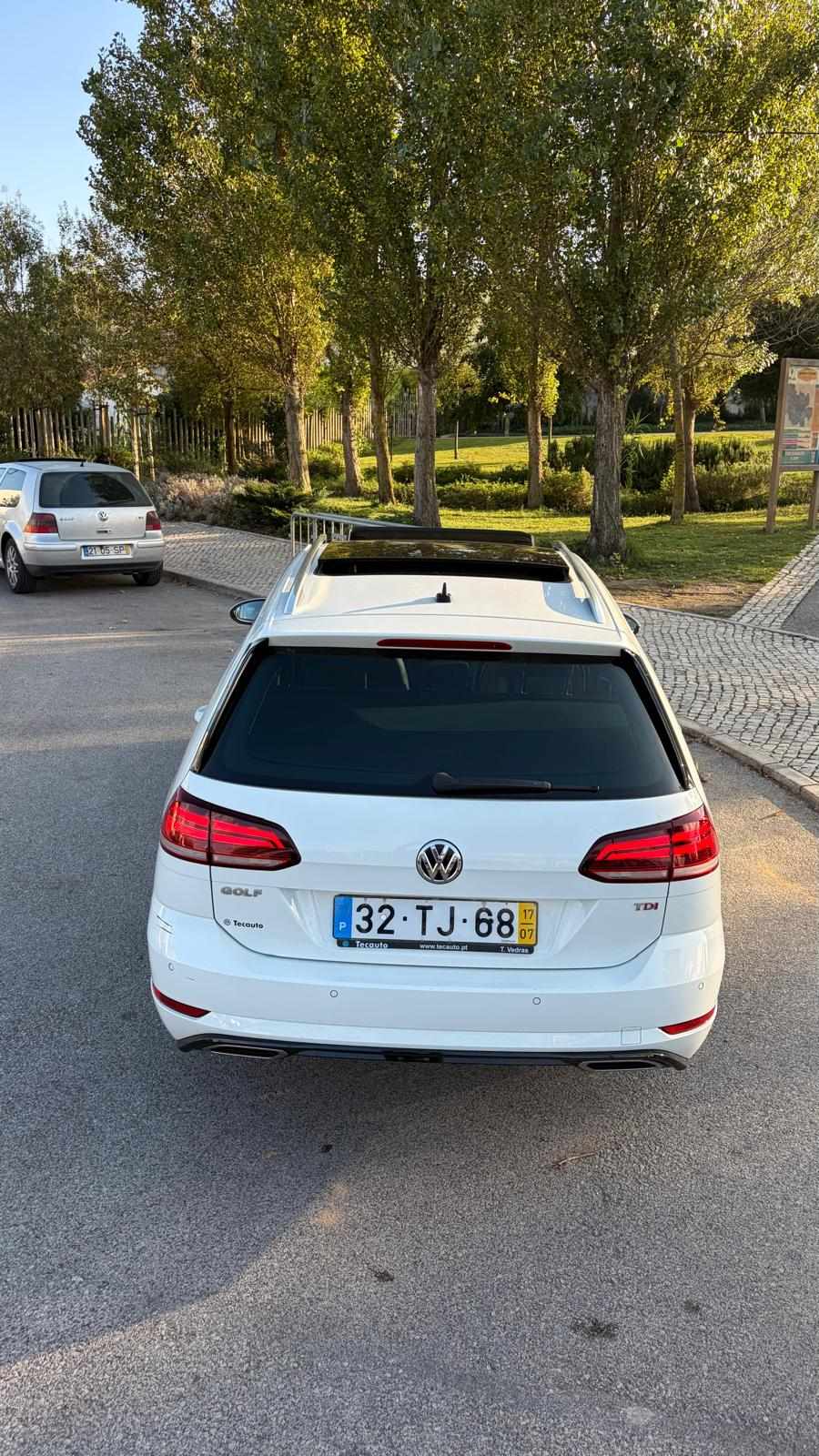 volkswagen-golf-1-6-tdi-bluemotion-2017-diesel-1598cc