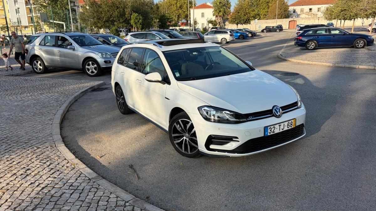 volkswagen-golf-1-6-tdi-bluemotion-2017-diesel-1598cc