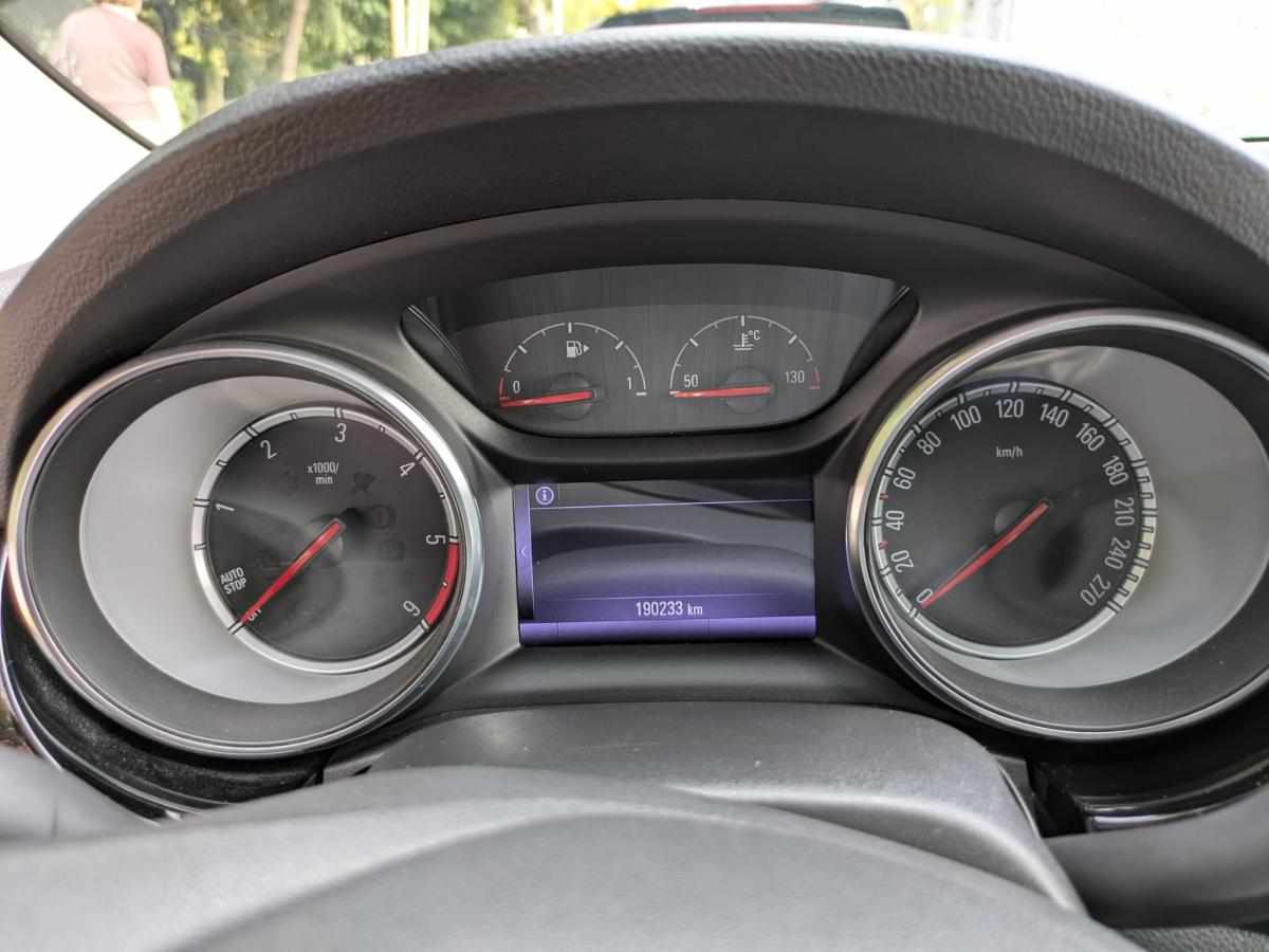 opel-astra-1-6-cdti-2017-diesel-1598cc