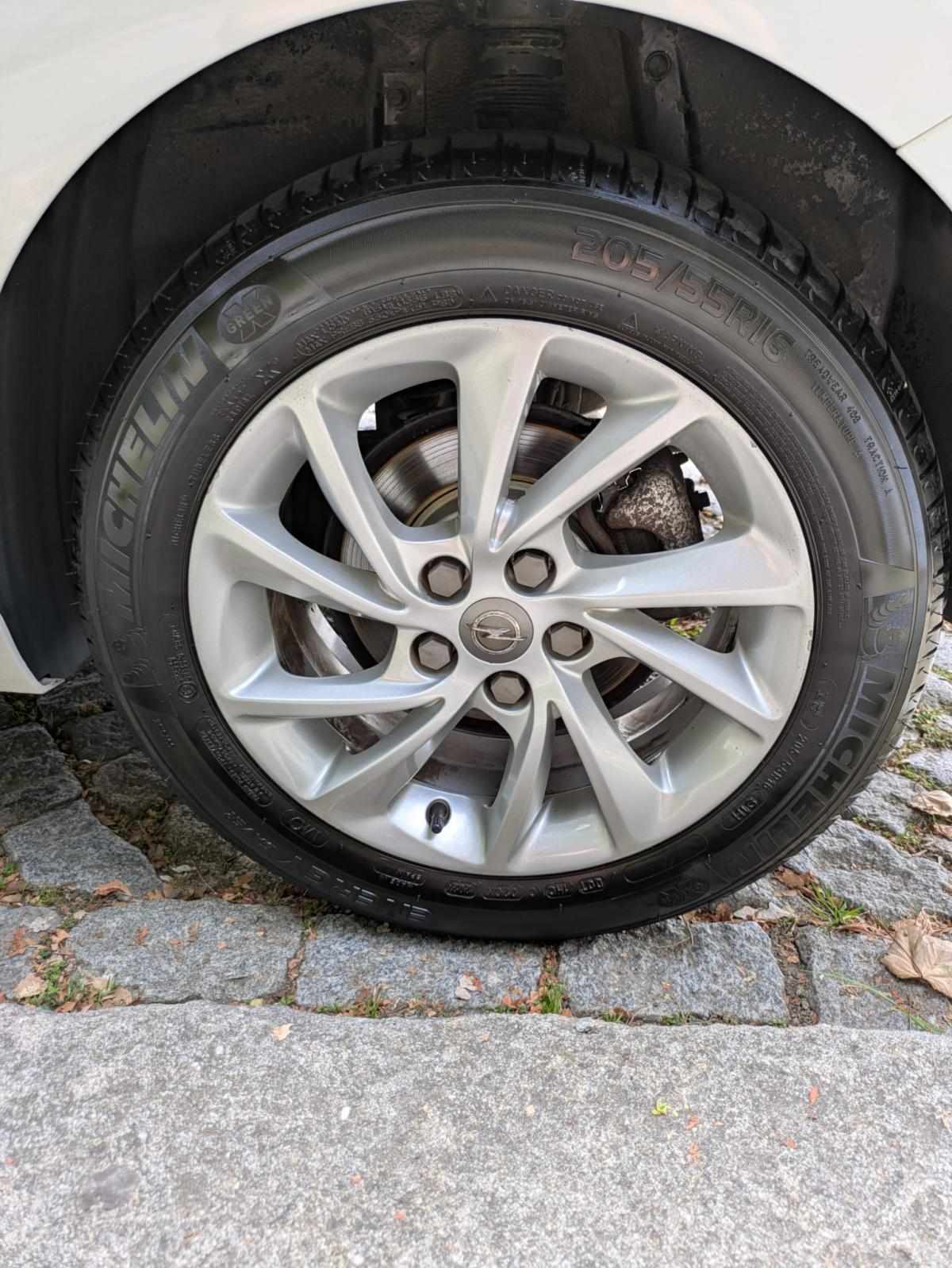opel-astra-1-6-cdti-2017-diesel-1598cc