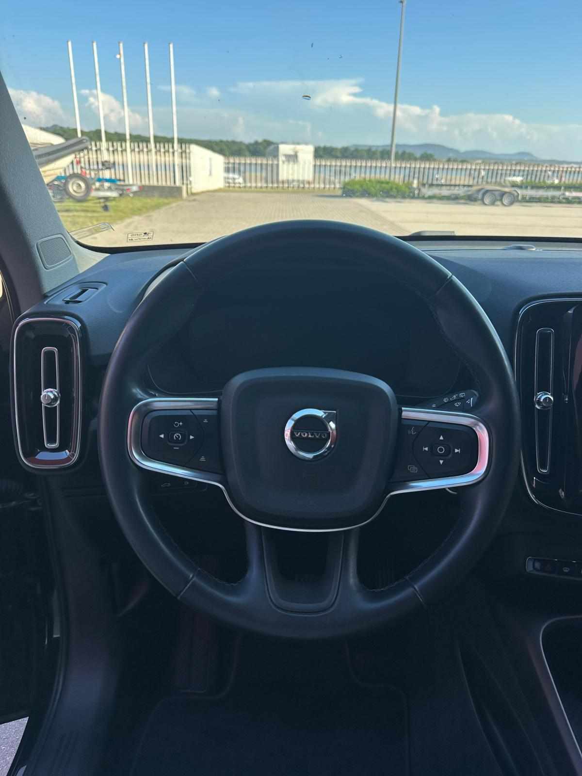 volvo-xc40-recharge-t4-phev-2022-gasolina-1477cc