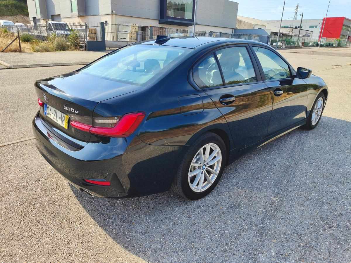 bmw-serie-3-330e-drive-2019-hibrido-1998cc