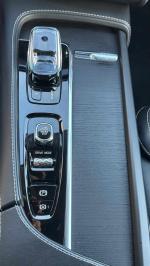 volvo-xc90-t8-twin-engine-awd-2019-hibrido-plug-in-1969cc