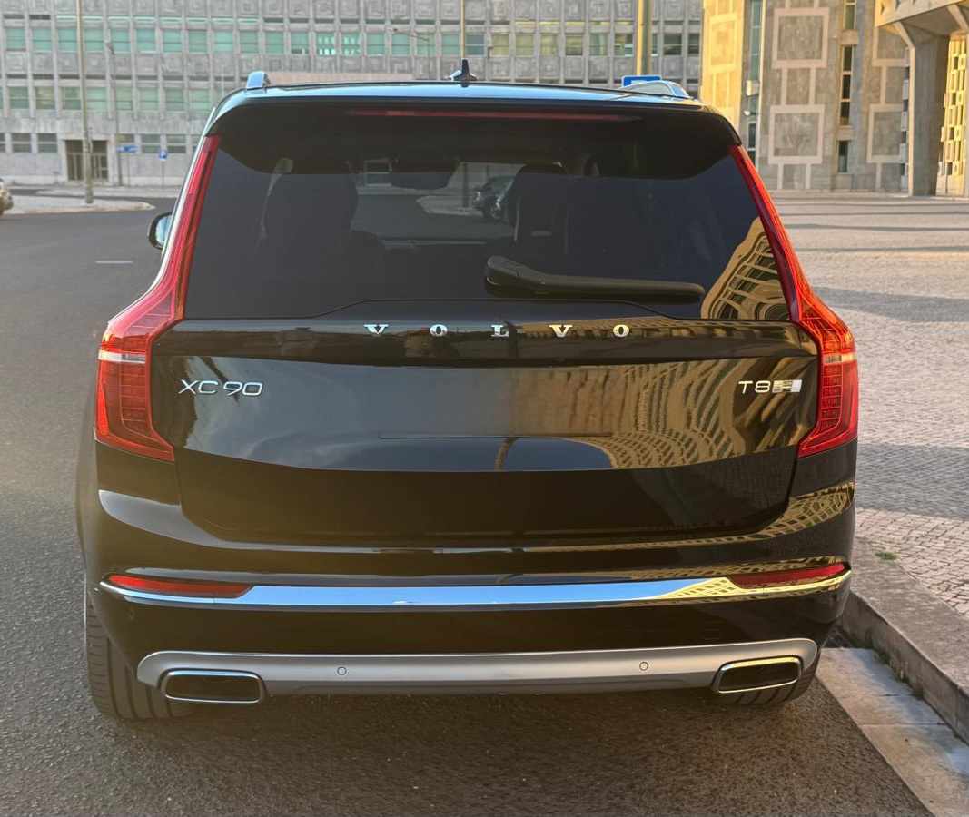 volvo-xc90-t8-twin-engine-awd-2019-hibrido-plug-in-1969cc