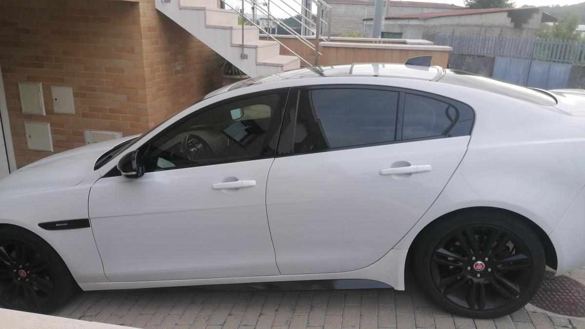 jaguar-xe-20d-awd-2016-diesel-1999cc