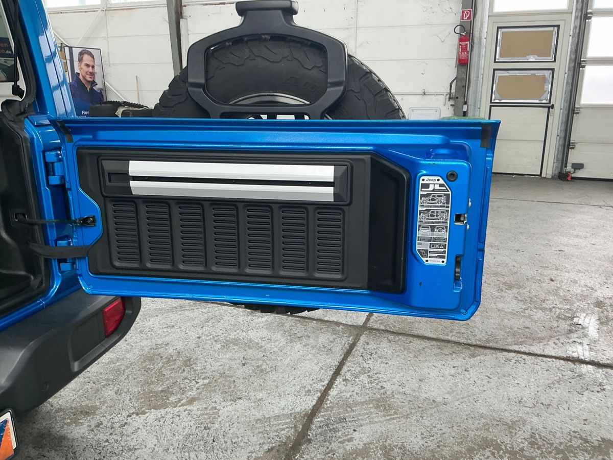 jeep-wrangler-2-0-4xe-2021-gasolina-1995cc