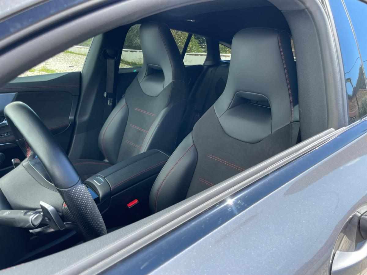 mercedes-benz-cla-250-e-2021-gasolina-1332cc