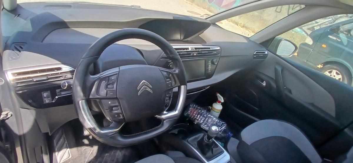 citroen-c4-picasso-1-6-hdi-2015-diesel-1560cc