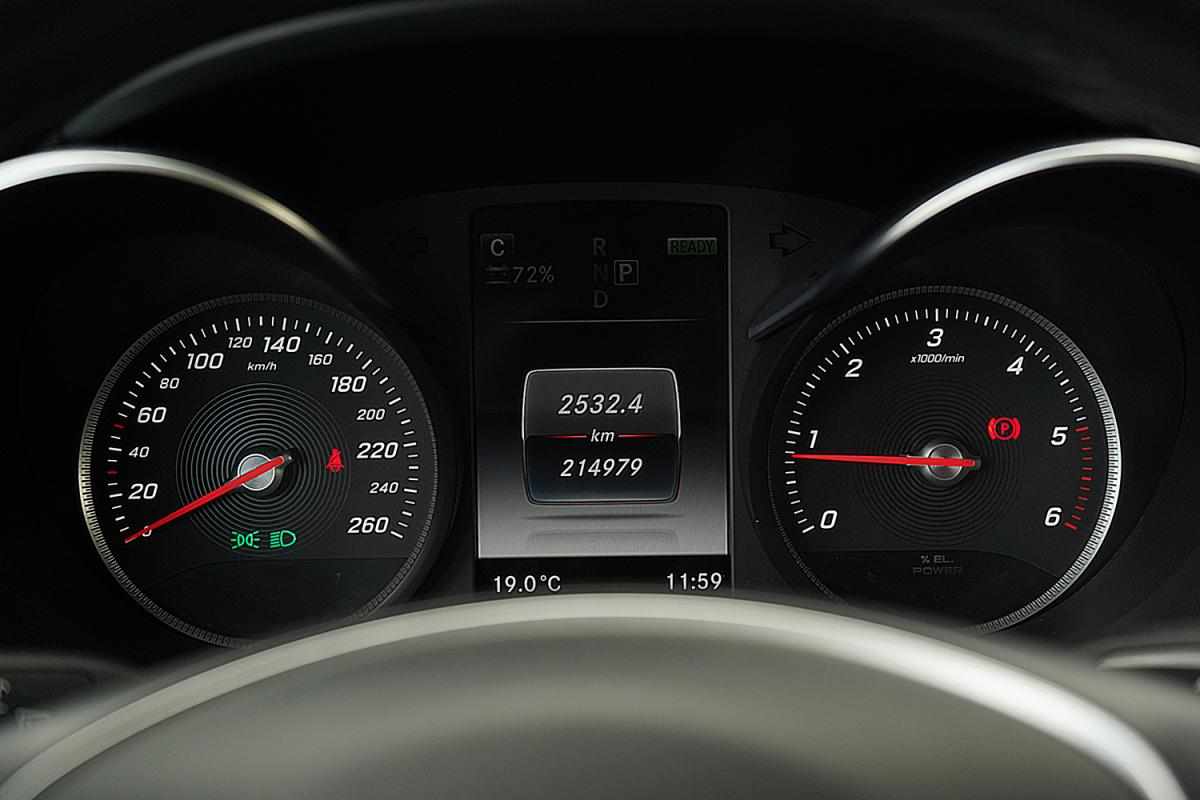 mercedes-benz-classe-c-c-300-h-2015-diesel-2143cc