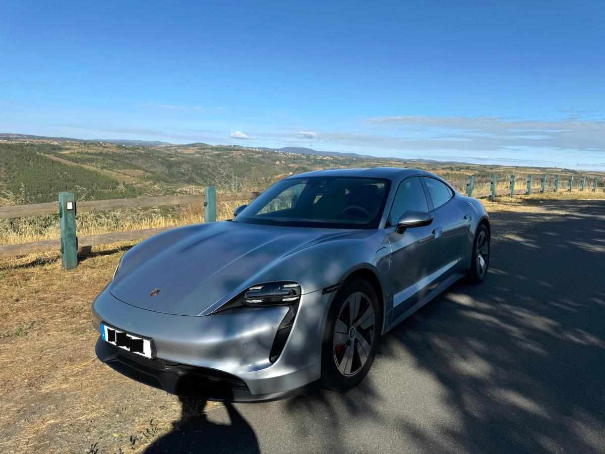 porsche-taycan-4s-2020-eletrico