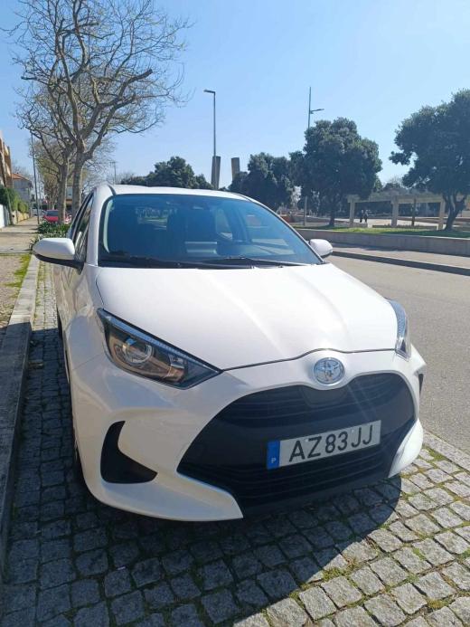 toyota-yaris-1-0-vvt-i-2023-gasolina-998cc