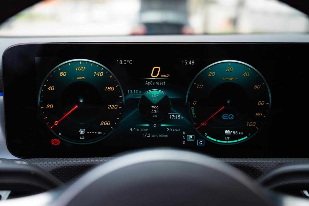 mercedes-benz-classe-a-a-250-e-1-3-2021-eletrico-1332cc