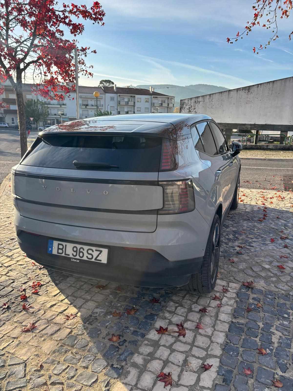 volvo-ex30-64-kwh-single-motor-extended-range-2024-eletrico