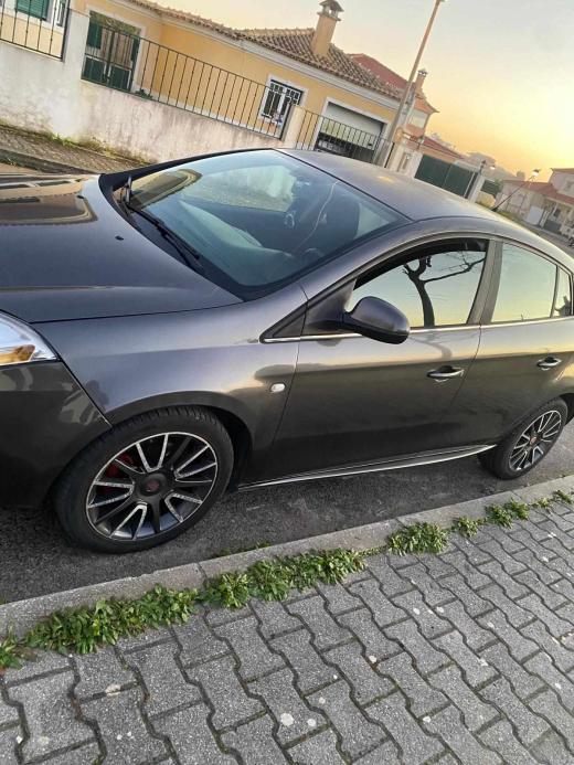 fiat-bravo-1-6-multijet-2008-diesel-1598cc