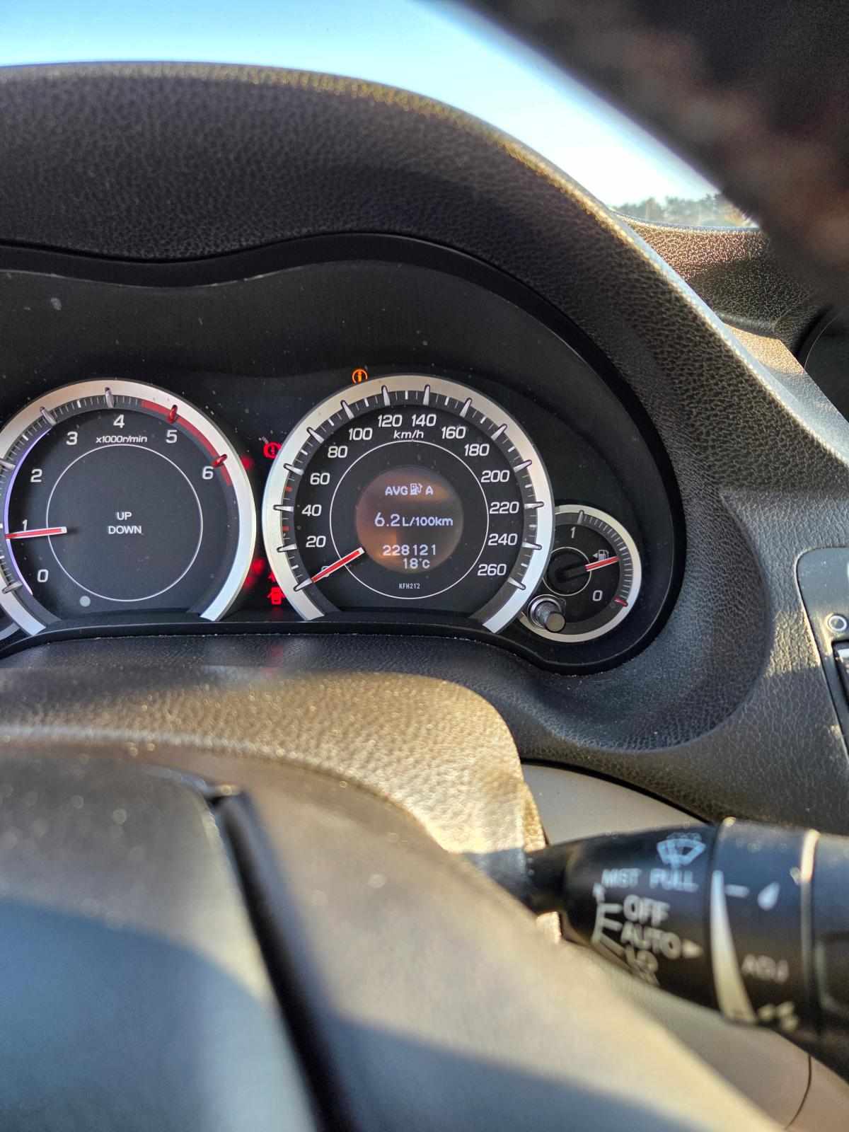 honda-accord-2-2-i-dtec-2011-diesel-2199cc