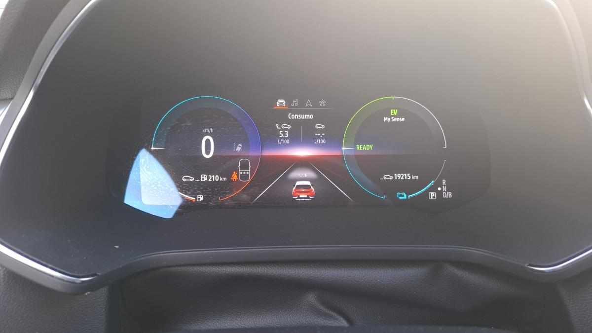 renault-captur-1-6-e-tech-hybrid-2023-gasolina-1598cc