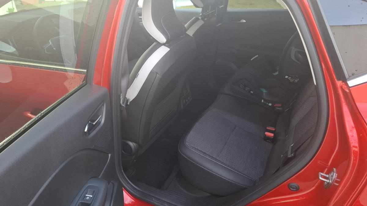 renault-captur-1-6-e-tech-hybrid-2023-gasolina-1598cc