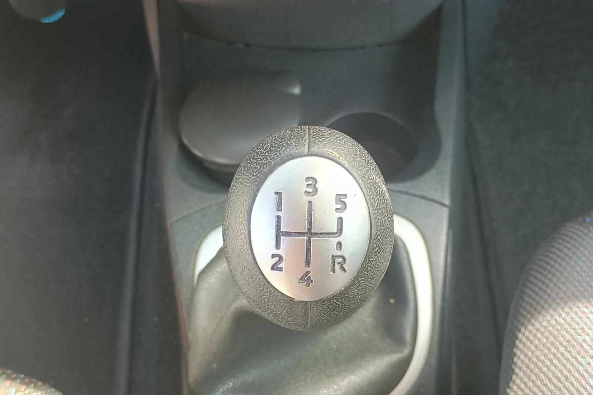renault-clio-1-2-16v-2008-gasolina-1149cc