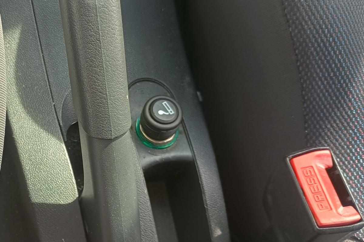renault-clio-1-2-16v-2008-gasolina-1149cc
