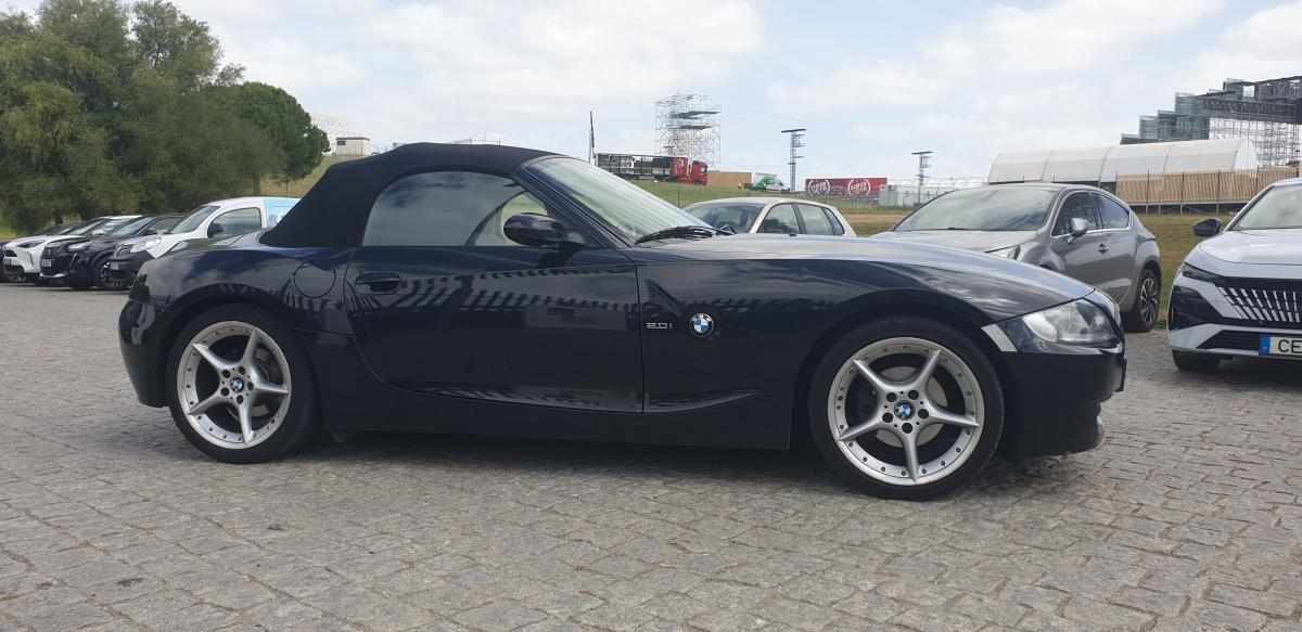 bmw-z4-2-0i-2006-gasolina-1995cc