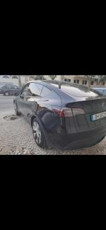 tesla-model-y-standard-range-rwd-2024-eletrico
