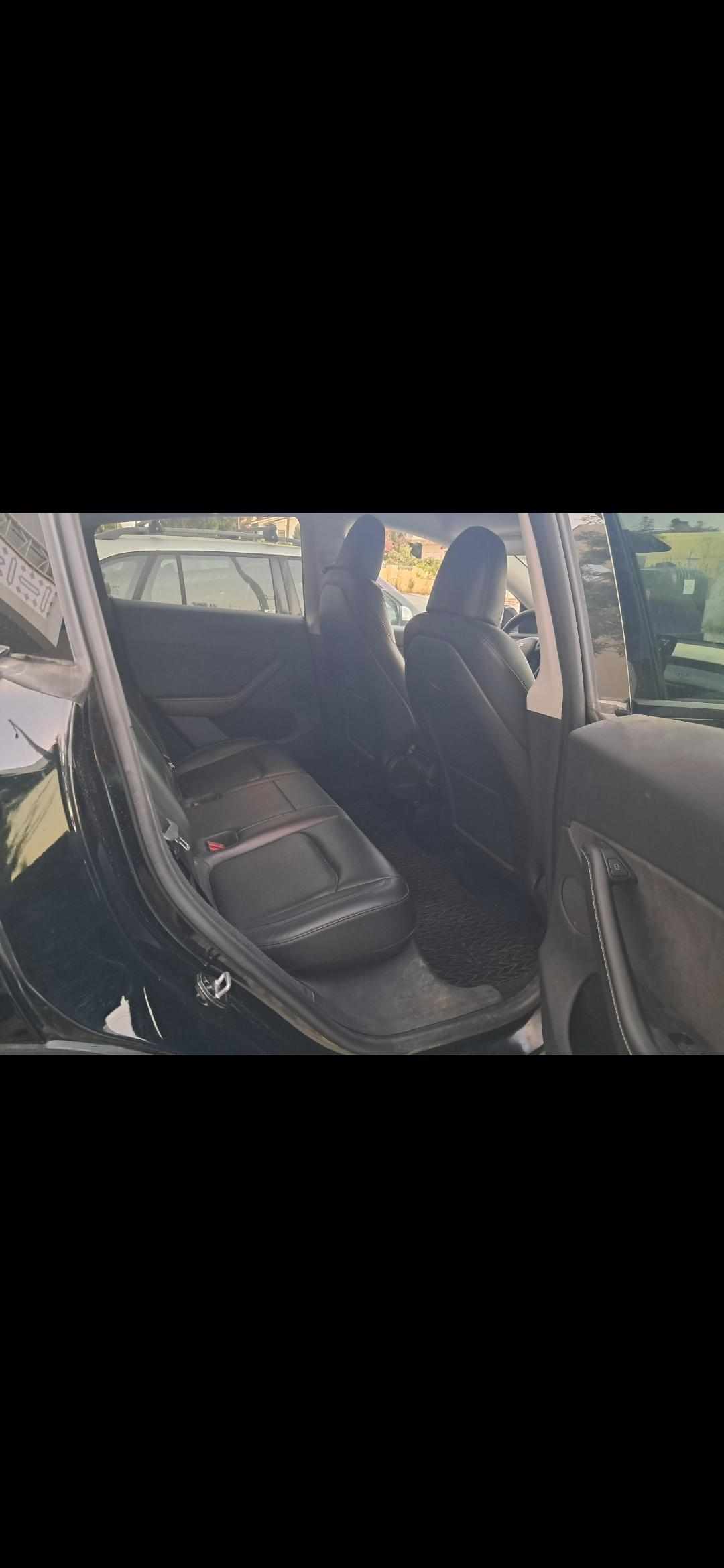 tesla-model-y-standard-range-rwd-2024-eletrico