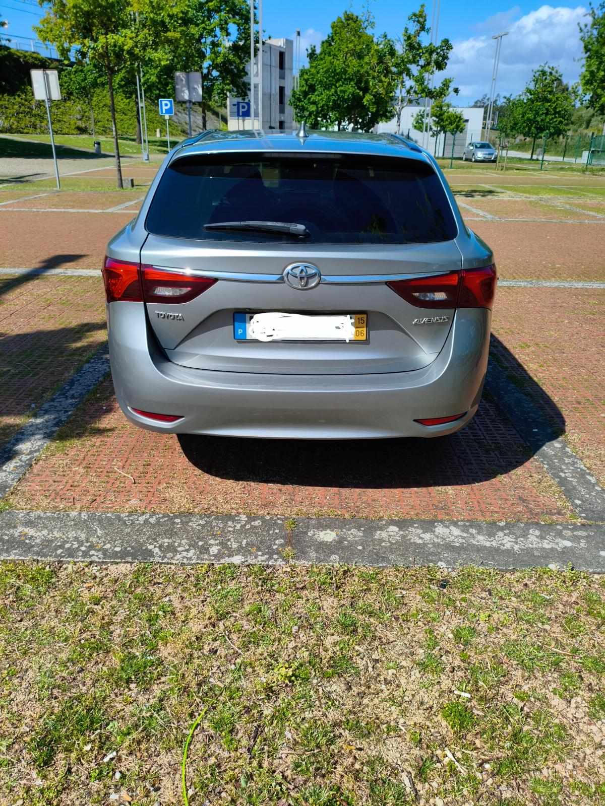 toyota-avensis-1-6-d-4d-2015-diesel-1598cc