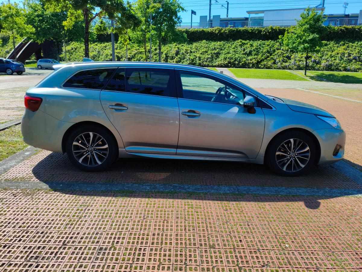 toyota-avensis-1-6-d-4d-2015-diesel-1598cc
