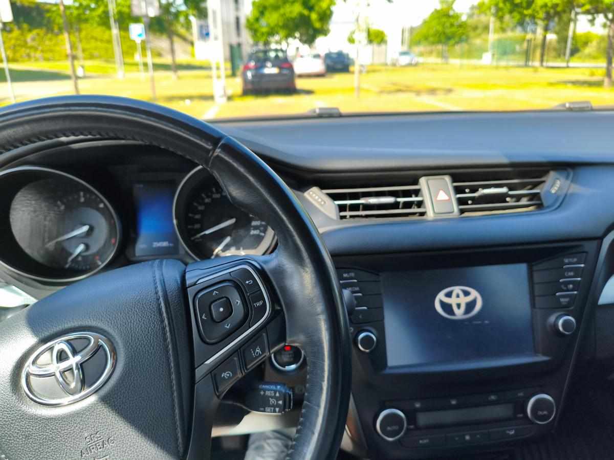 toyota-avensis-1-6-d-4d-2015-diesel-1598cc