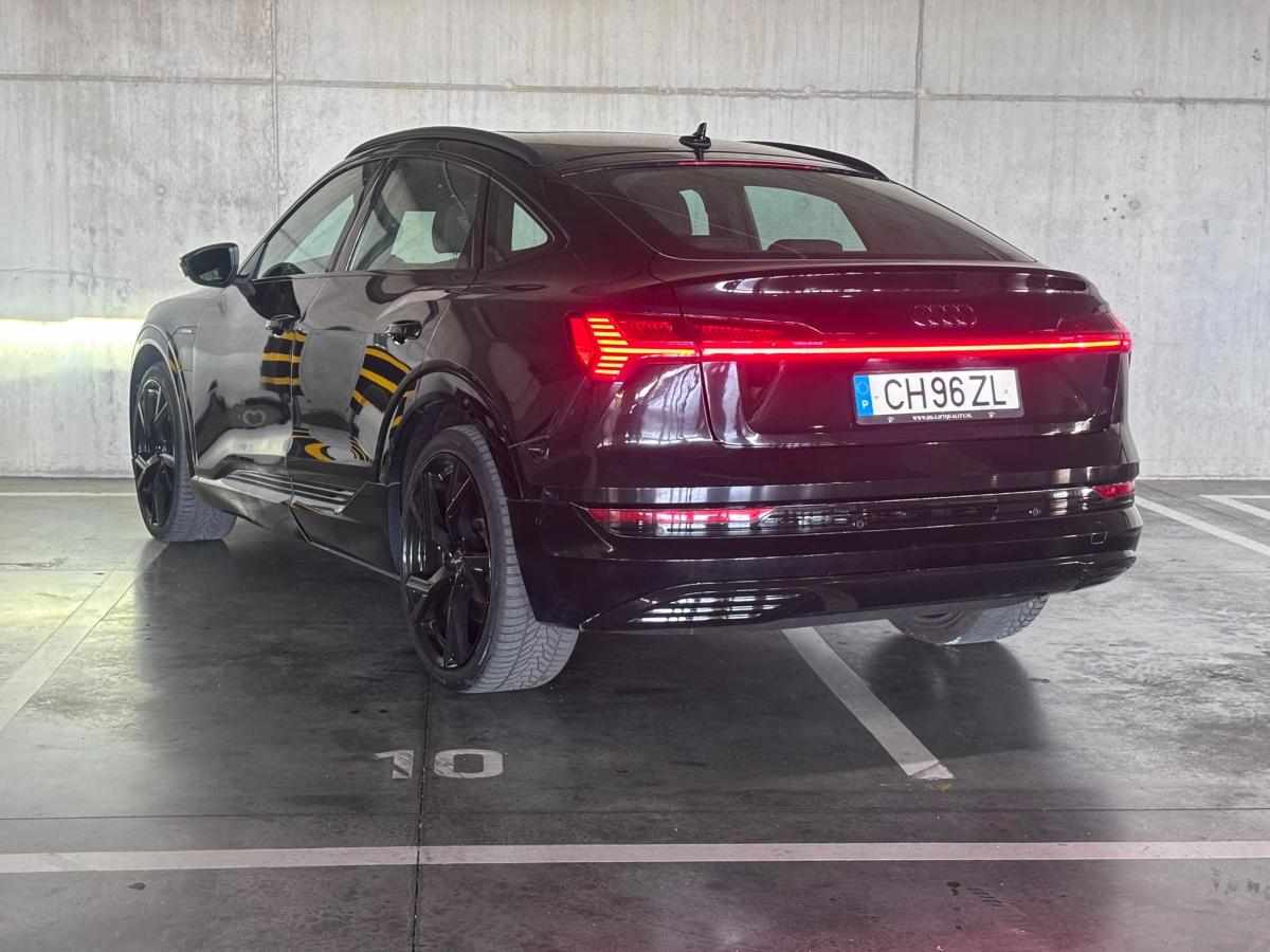 audi-e-tron-55-quattro-2020-eletrico