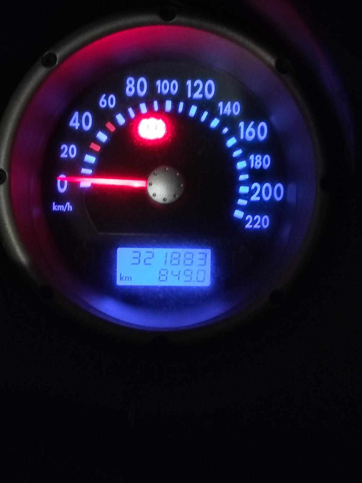 volkswagen-polo-1-4-tdi-2001-diesel-1422cc