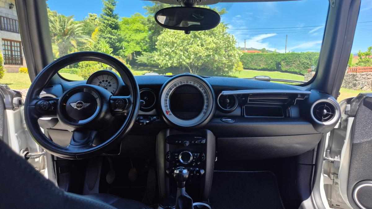 mini-hatch-1-6-d-2011-diesel-1598cc