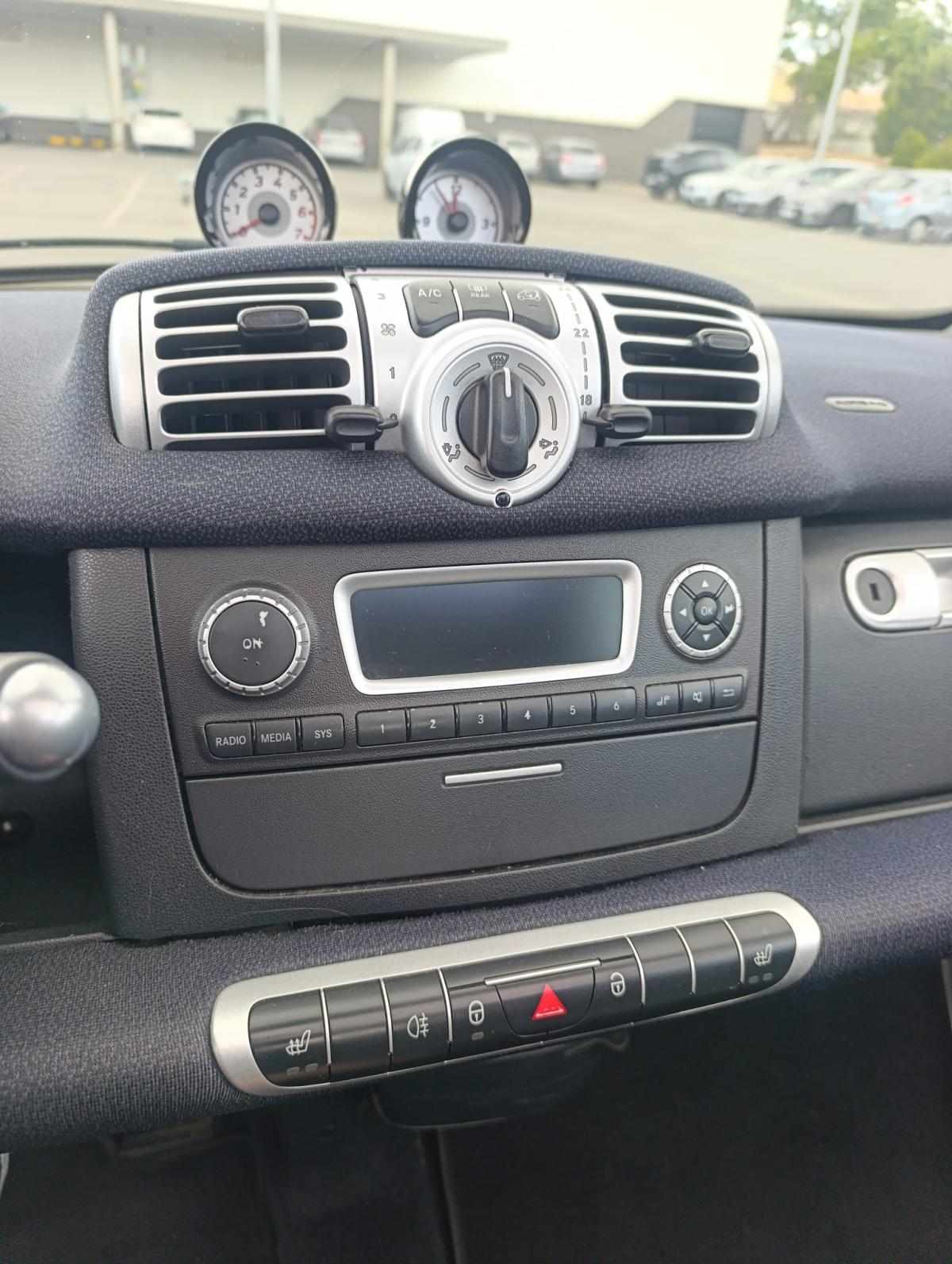 smart-fortwo-1-0-2011-gasolina-999cc
